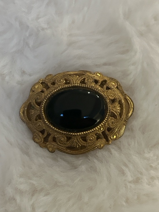 Miriam Haskell Jewelry - Miriam Haskell Filigree Brooch with Black Oval Cabochon
